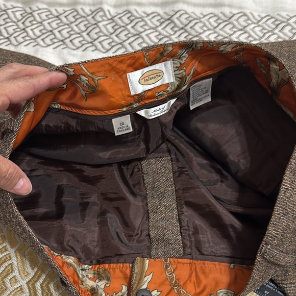 (W2) Talbots vintage Woven Silk and Wool Blend Dress Pants
Lined Women's Size 12 - Picture 13 of 13